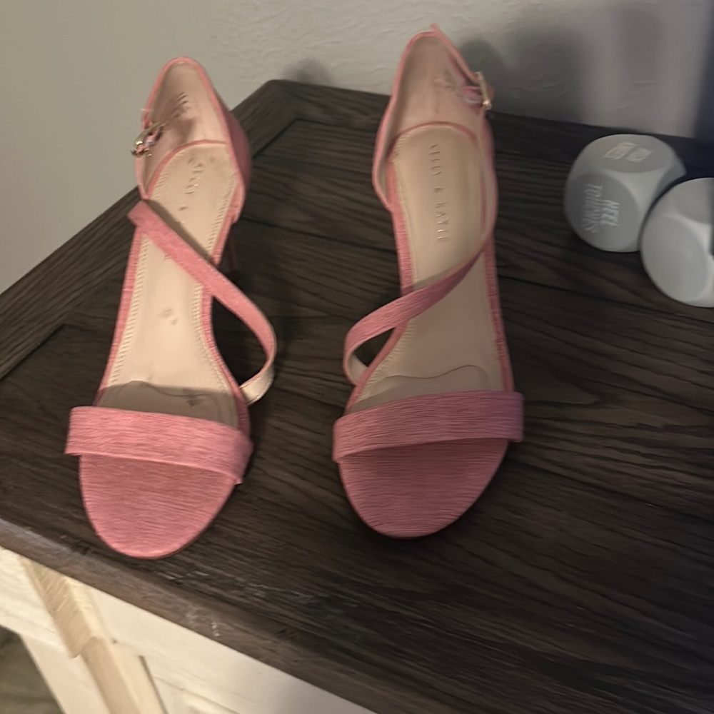 Size 9 heels